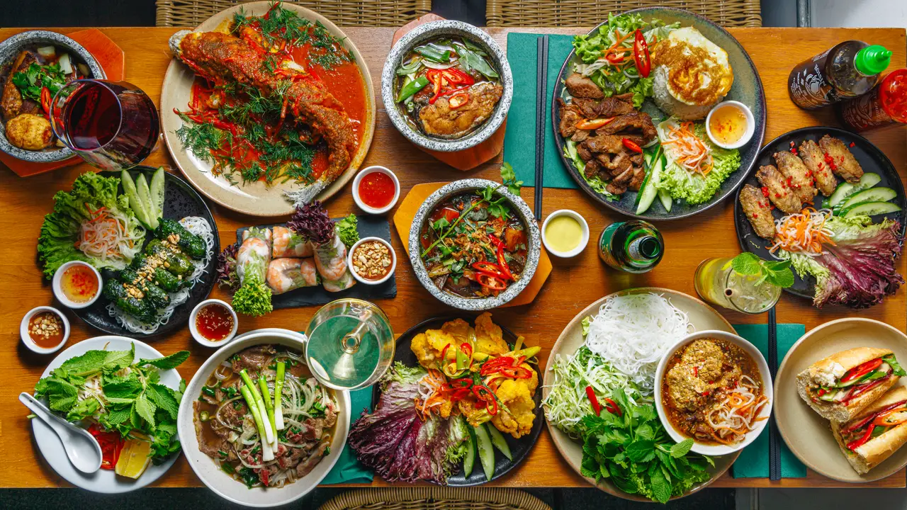 Screenshot -- At - DZO! Viet Kitchen, London, Greater London