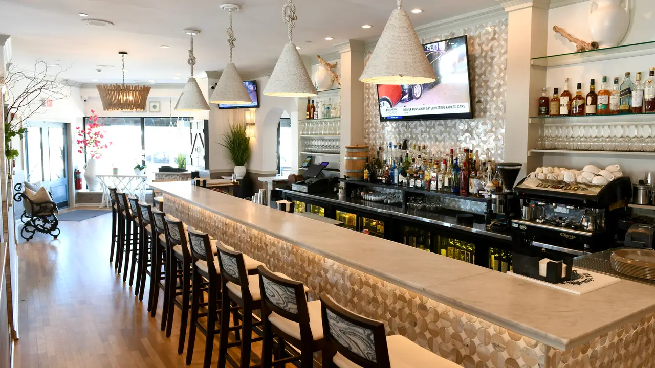 Parea Greek Kitchen Bar - Parea Greek Kitchen, Arlington Heights, IL