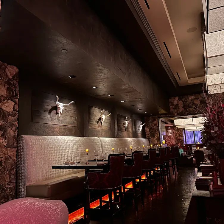 Twin Creeks - Silverton Casino Hotel, Las Vegas, NV