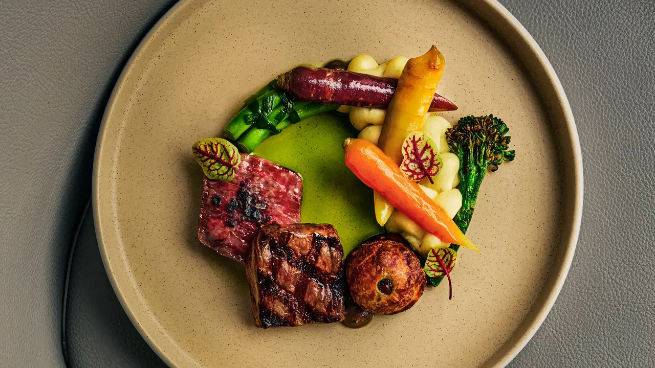 Steak - Aiāna, Ottawa, ON