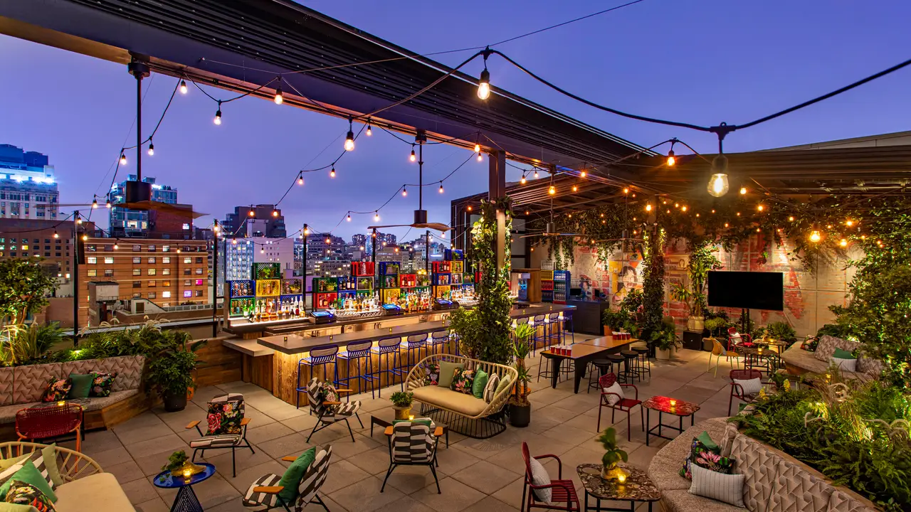 The Ready Rooftop Bar, New York, NY