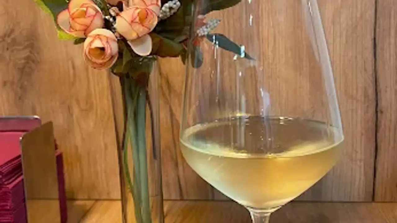 Jamón y Vino Alcalá, Alcalá de Henares, Madrid