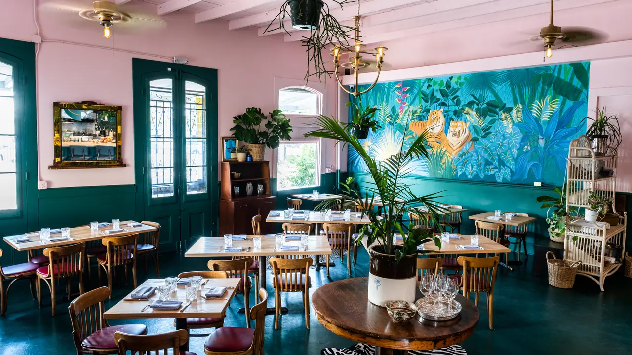 Dining Room - Mister Mao, New Orleans, LA