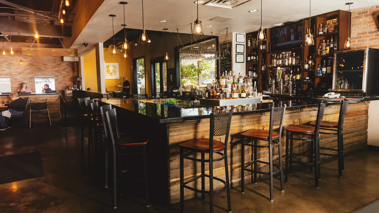 Farina Alto Pizzeria & Wine Bar, Albuquerque, NM