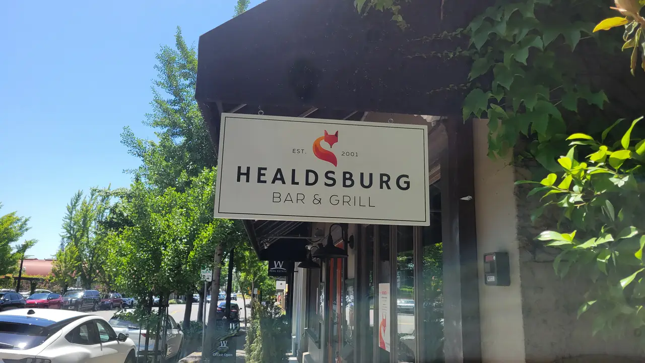 Healdsburg Bar & Grill, Healdsburg, CA