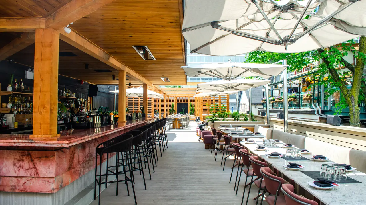 Kasa Moto, Toronto, ON