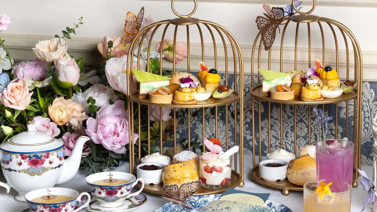 Afternoon Tea - Fairmont Hotel Vancouver, Vancouver, BC