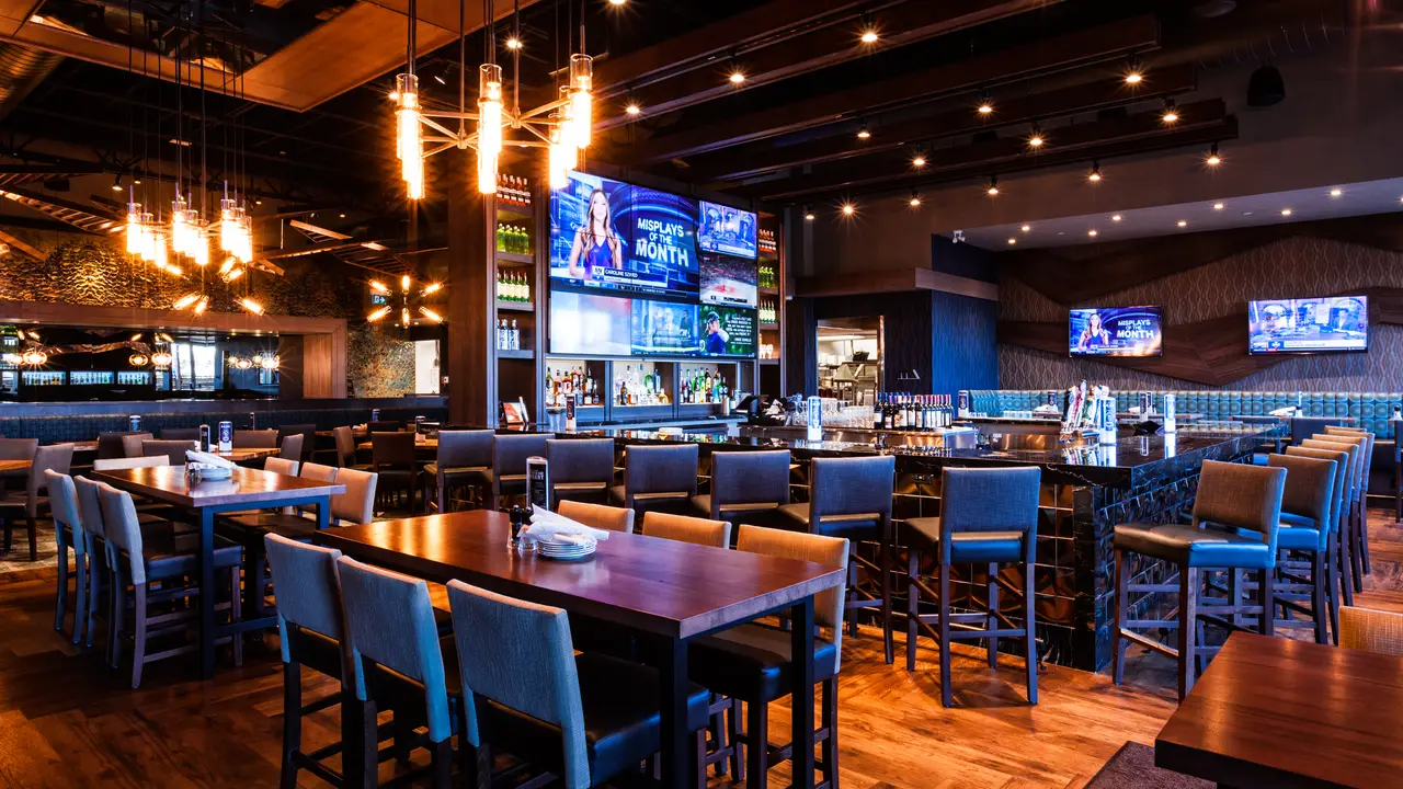 Pickle Barrel - Waterloo, Waterloo, ON
