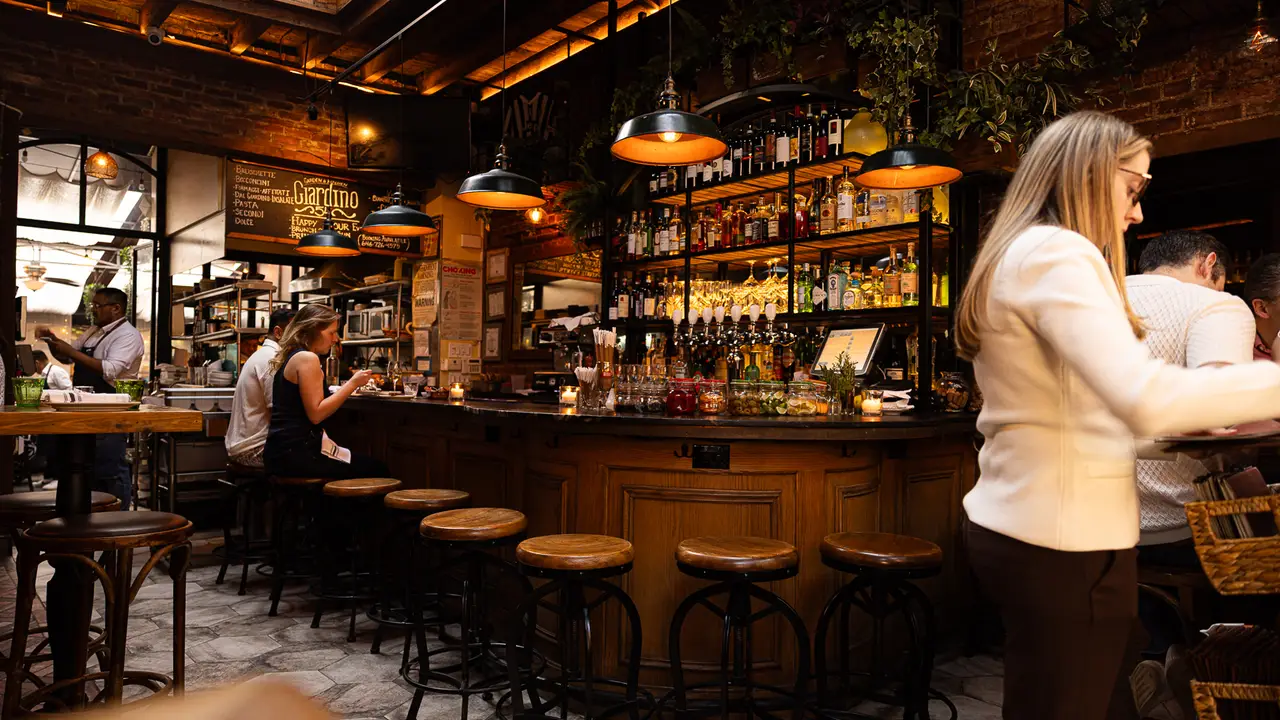 Bar Area - Giardino 54, New York, NY