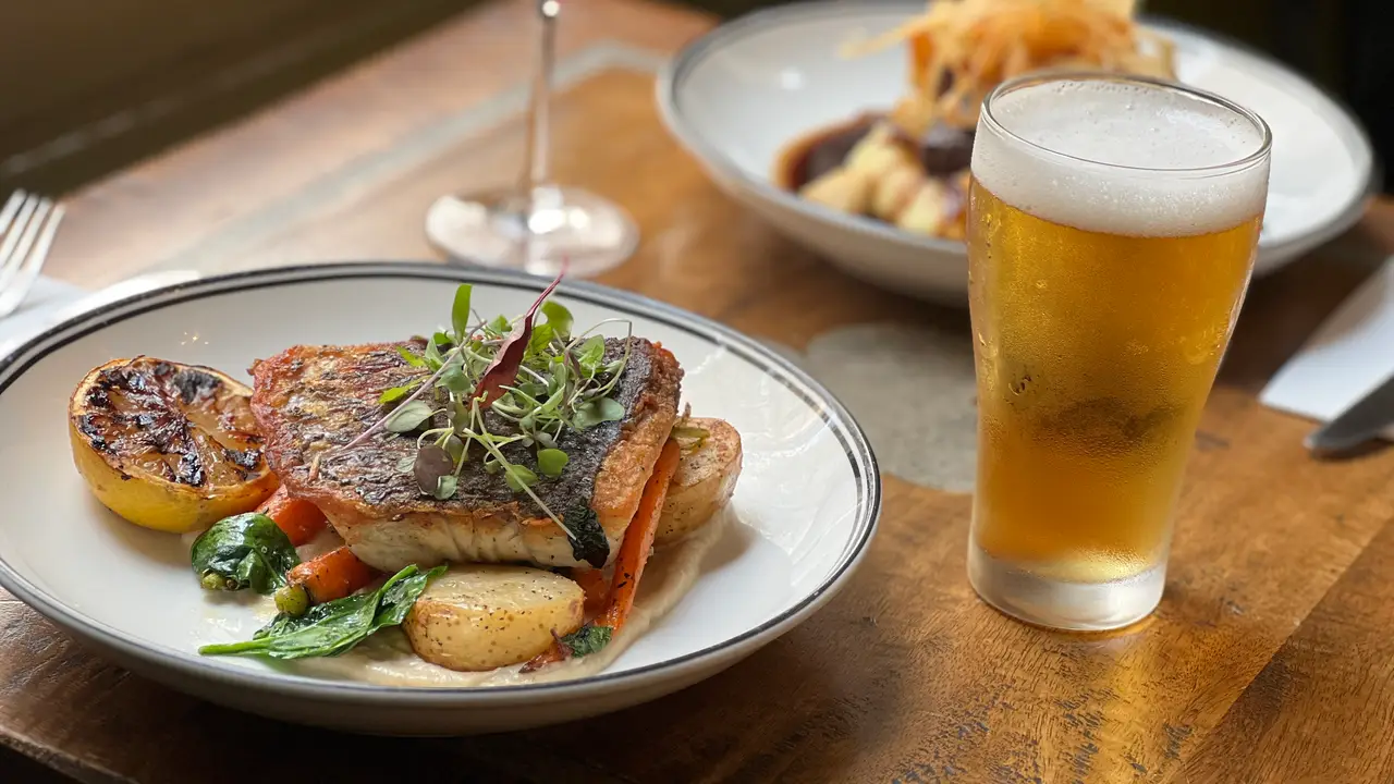 Humpty Doo Barramundi  - The Bank on Collins, Melbourne, AU-VIC