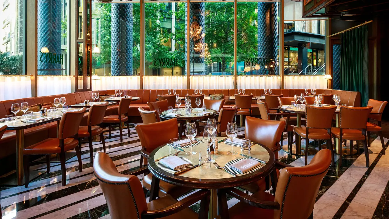 Discover our Venetian-inspired interiors. - Harry's King's Cross, London, Greater London