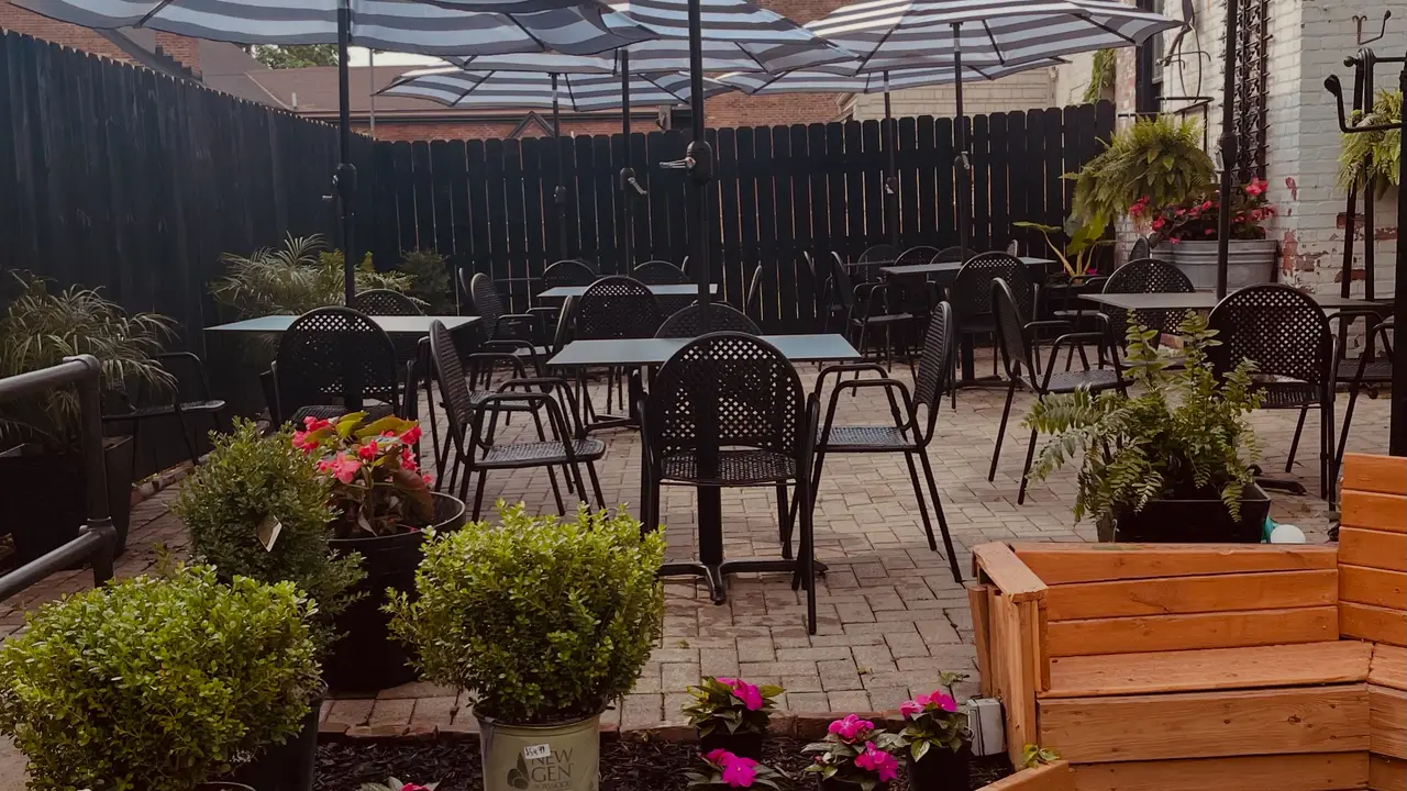 Our Patio is now open for Lunch and Dinner!!  - McCollum’s on York, Newport, KY