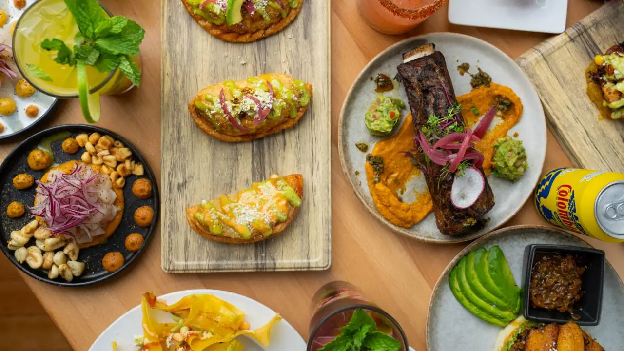 Que Sazon - South American Cuisine & Ceviche Bar, Phoenix, AZ