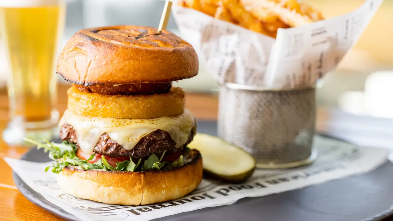Quattro Restaurant and Bar - Four Seasons Hotel, East Palo Alto, CA