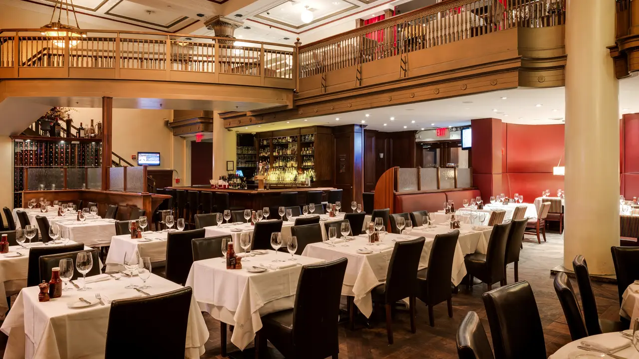 Main Dining Rom - Benjamin Steakhouse, New York, NY