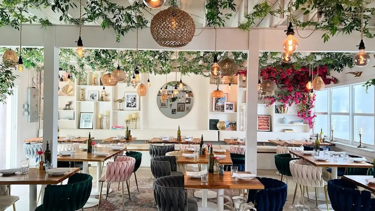Wine + Garden, Fort Lauderdale, FL