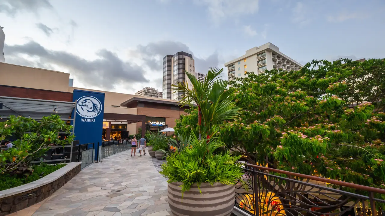 Moani Waikiki Island Bistro & Bar, Honolulu, HI