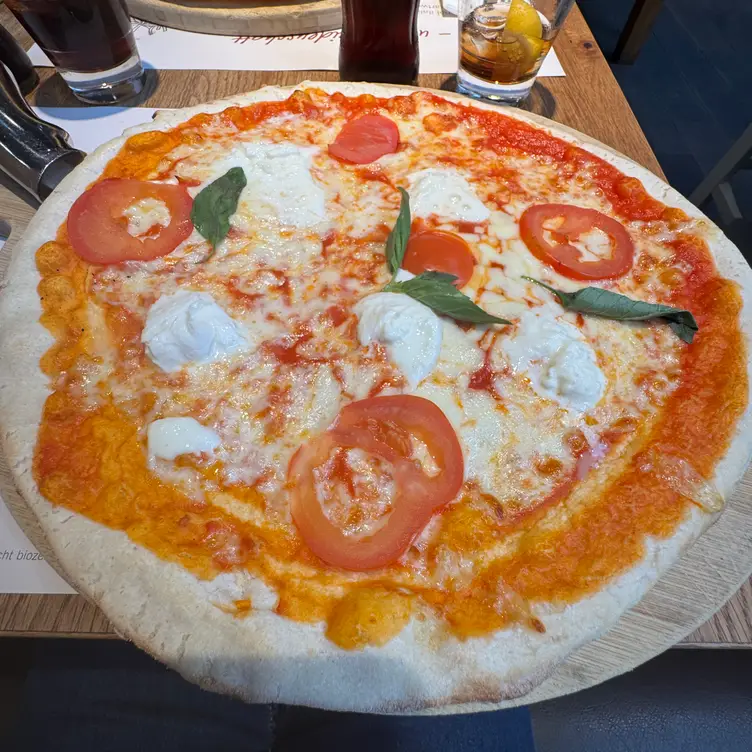 mama trattoria Berlin Pariser Platz, Berlin, BE