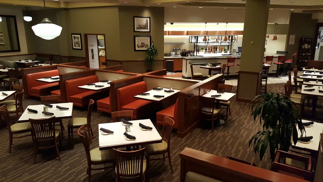 Nordstrom Grill - Roosevelt Field, Garden City, NY