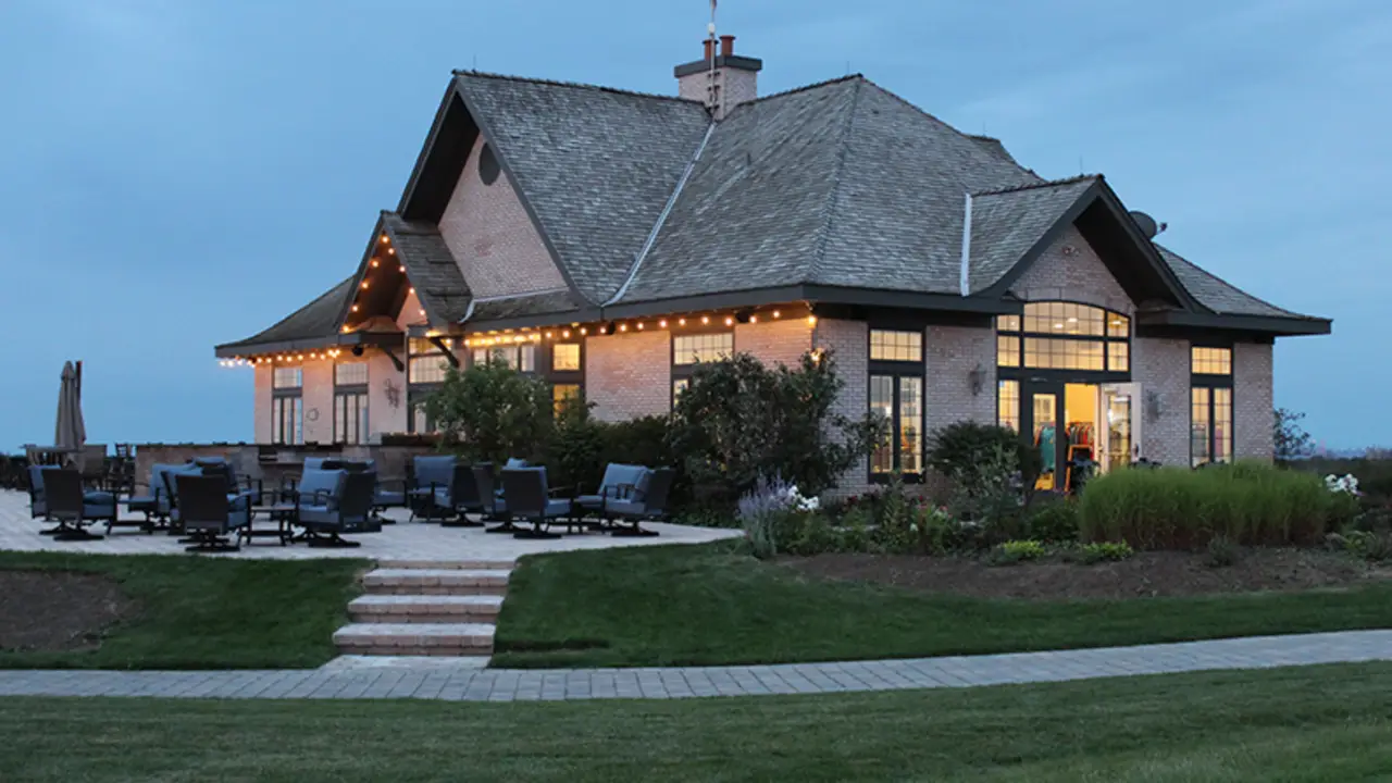 Landmark on the Hill, Northbrook, IL