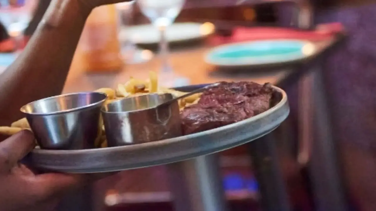 Bordelaise Surrey, Epsom, Surrey