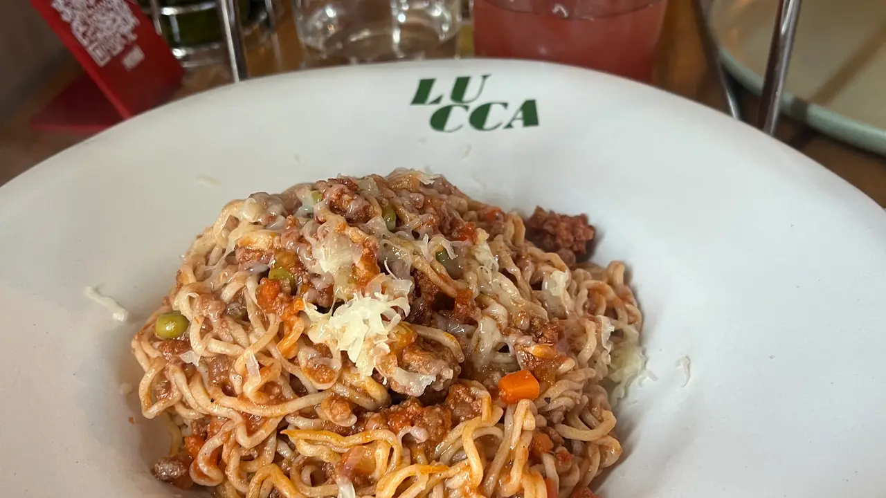 Lucca Olio e Legna, Colima, COL