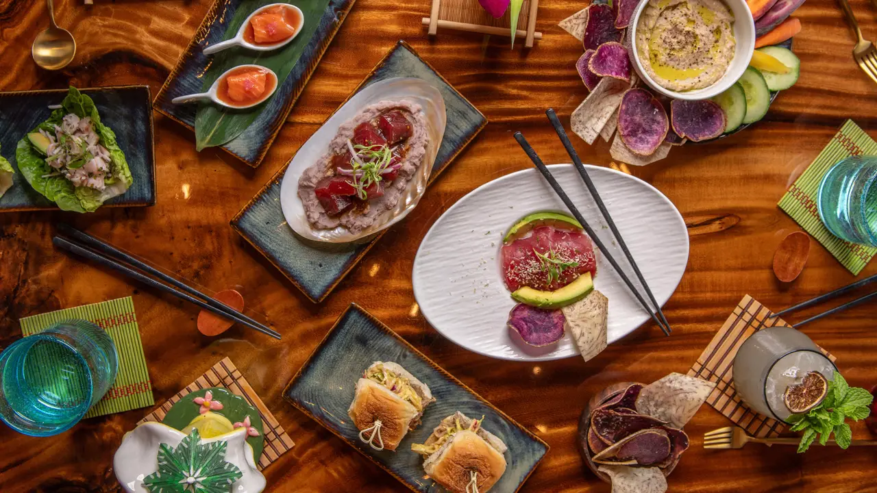 Delicious Pacific Islands inspired food and drink - Tikehau Lounge, Kihei, HI