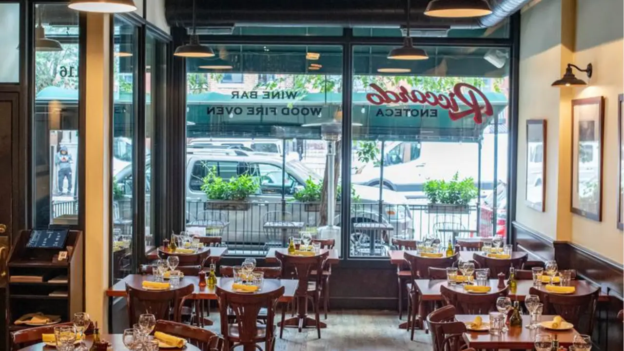 In side  - Riccardo Enoteca, Chicago, IL