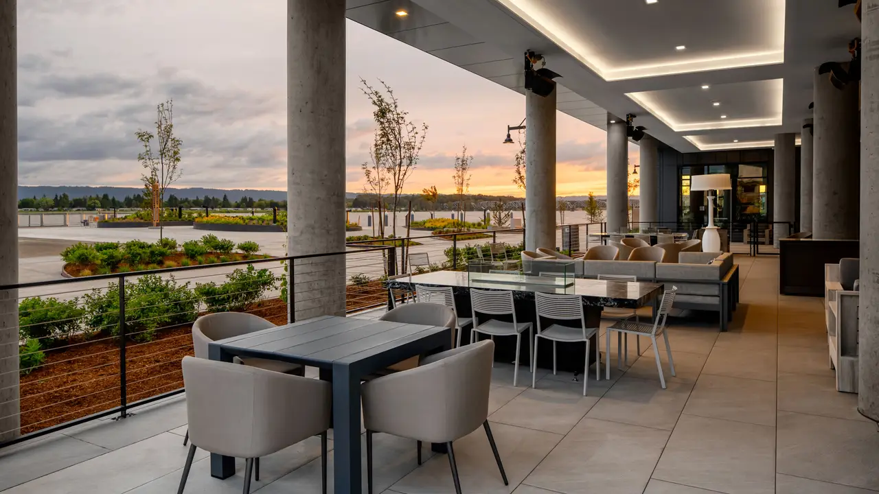 Vancouver Waterfront Dining  - Ondus on the Waterfront, Vancouver, WA