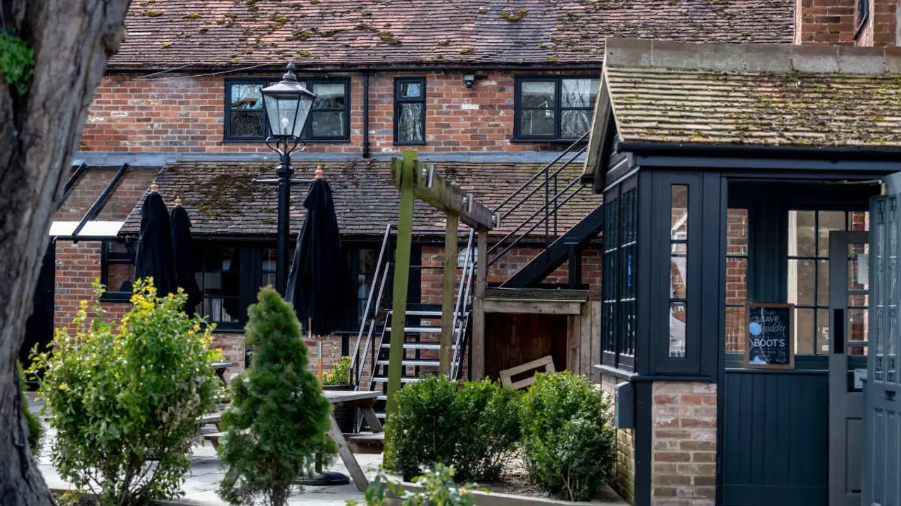 Crown & Horns, Newbury, ENG