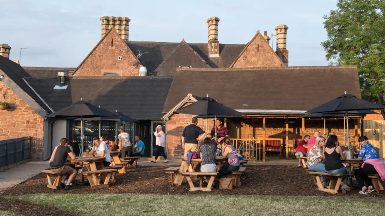 The Lamb Inn - Edgmond, Newport, ENG