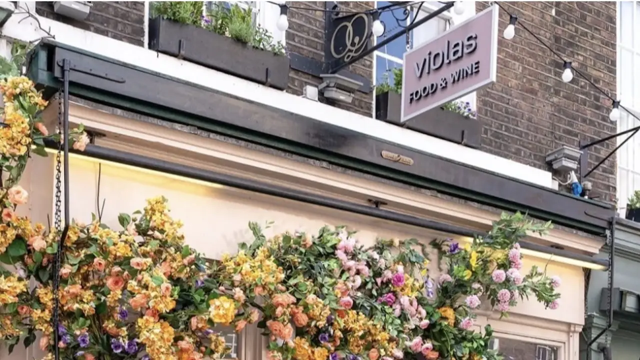 Violas - Restaurant in Covent Garden, London, Greater London