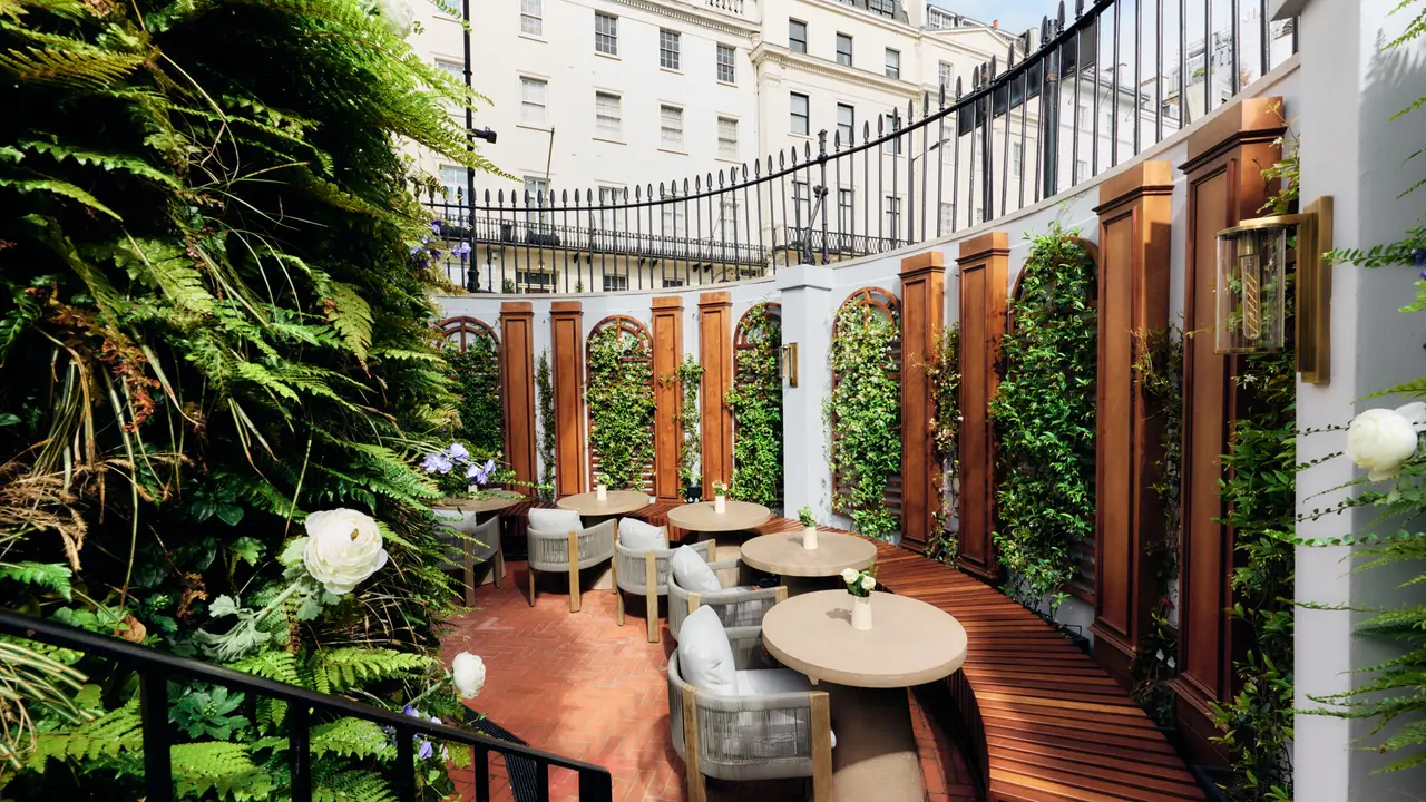 2 Chesham Lounge & Terrace Belgravia, London, Greater London