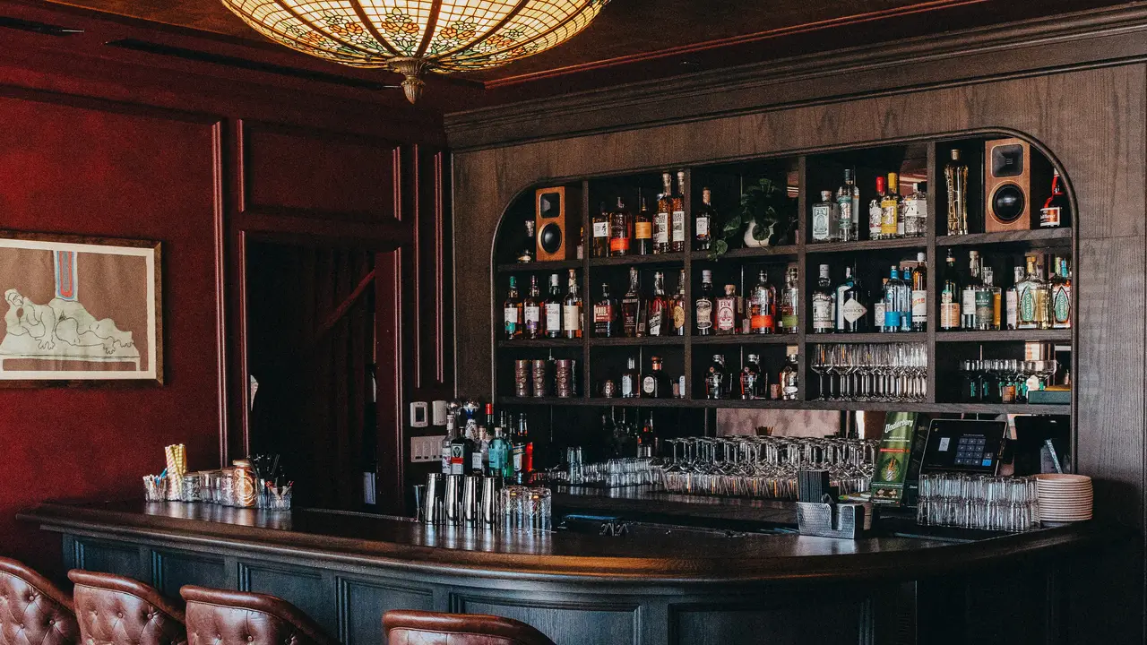 DJ’s Great Room, Chicago, IL