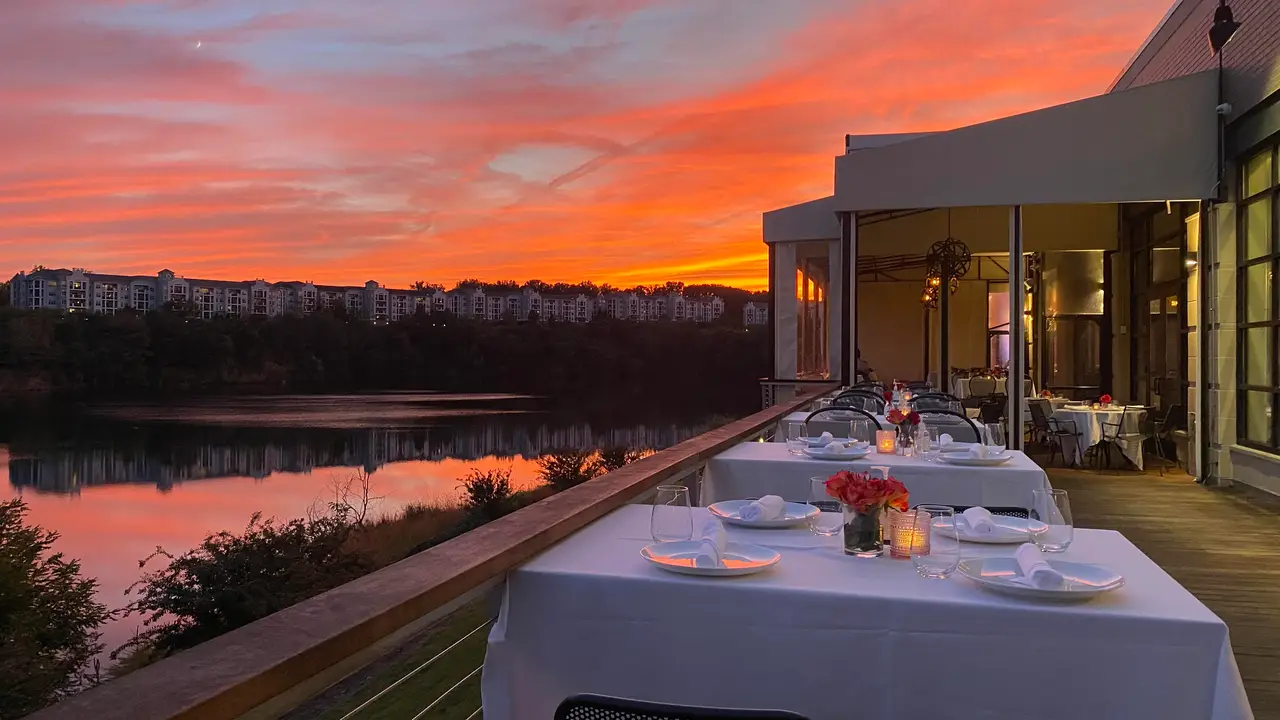 Waterfront Dining Outside in Baltimore County - Citron, Baltimore, MD