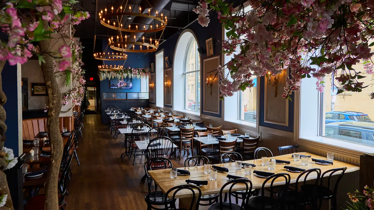 Main Dining Room - Black Swan Public House, Asbury Park, NJ