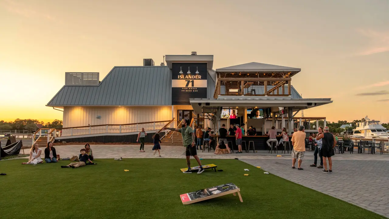 Islander 71 Fish House and Deck Bar, Isle of Palms, SC