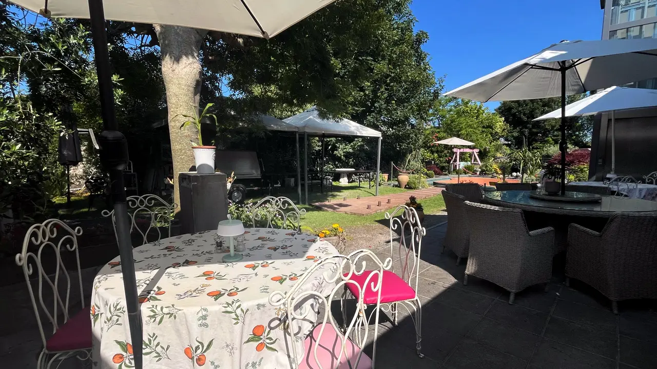 Garden Seating Area - The La-La Café & Restaurant, Balbriggan, County Dublin