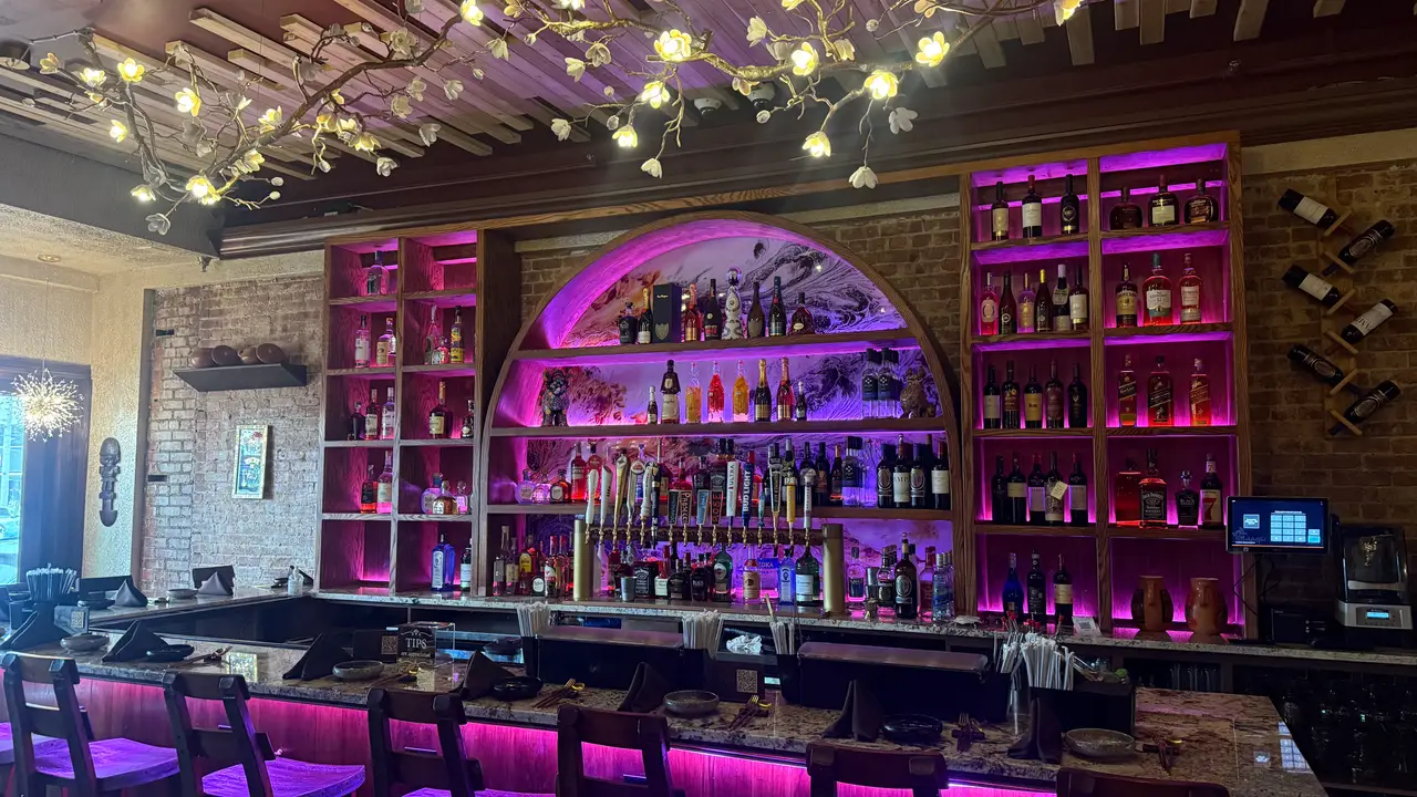Brasas Peru Bistro Bar, Huntington, NY