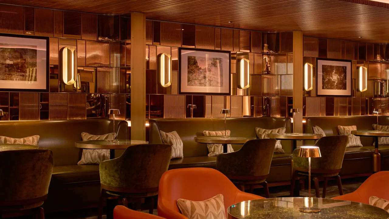 The Lounge at the Fitzwilliam Hotel Dublin, Dublin, Saint Peter's