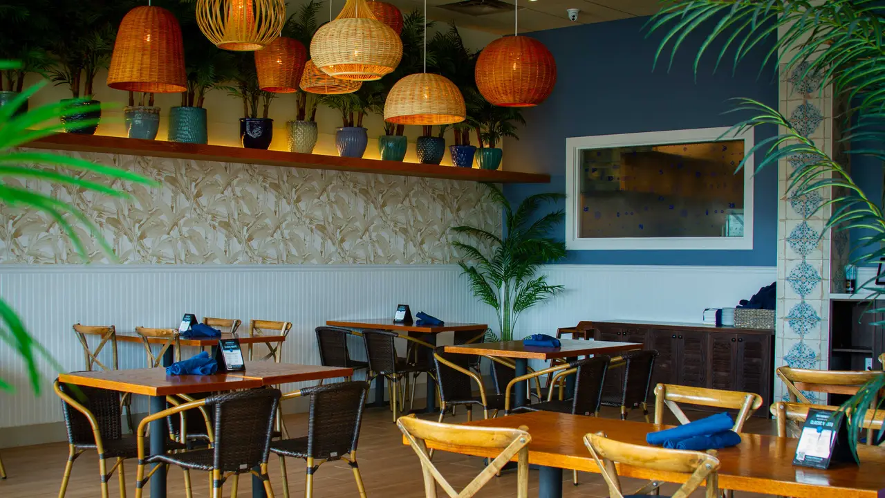 Padrino's Restaurant Dania Beach Interior - Padrino's Dania Beach, Dania Beach, FL