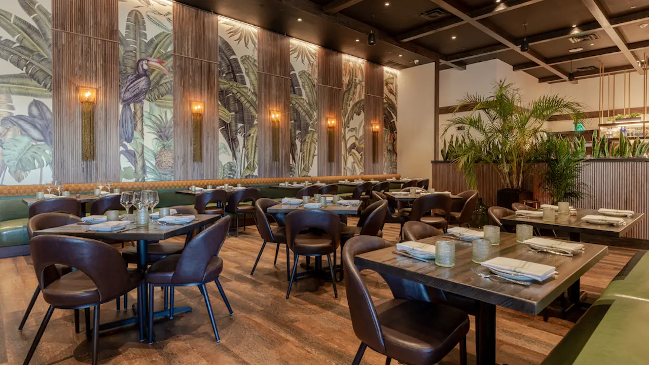 Los Caminos Modern Cocina, Flower Mound, TX