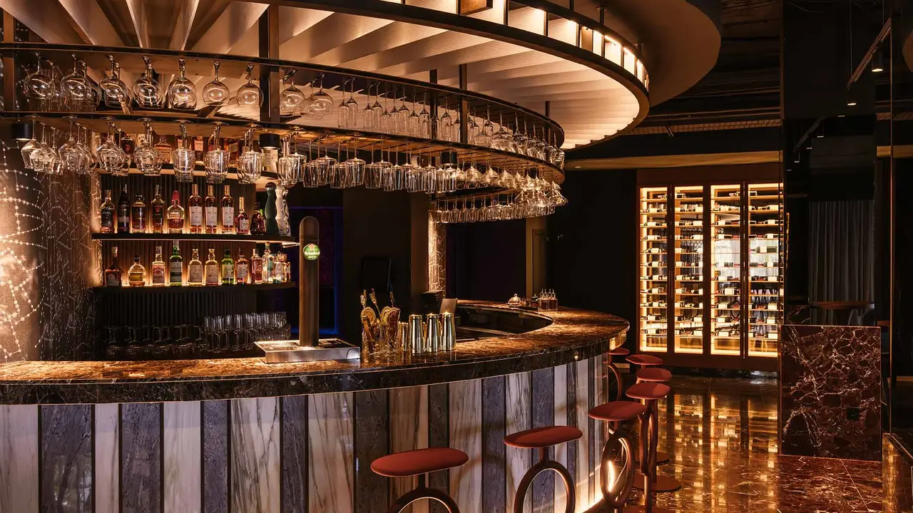 Primer Hell’s Kitchen de Gordon Ramsay de Europa - Hells's Kitchen Ibiza, Sant Jordi de ses Salines, Illes Balears