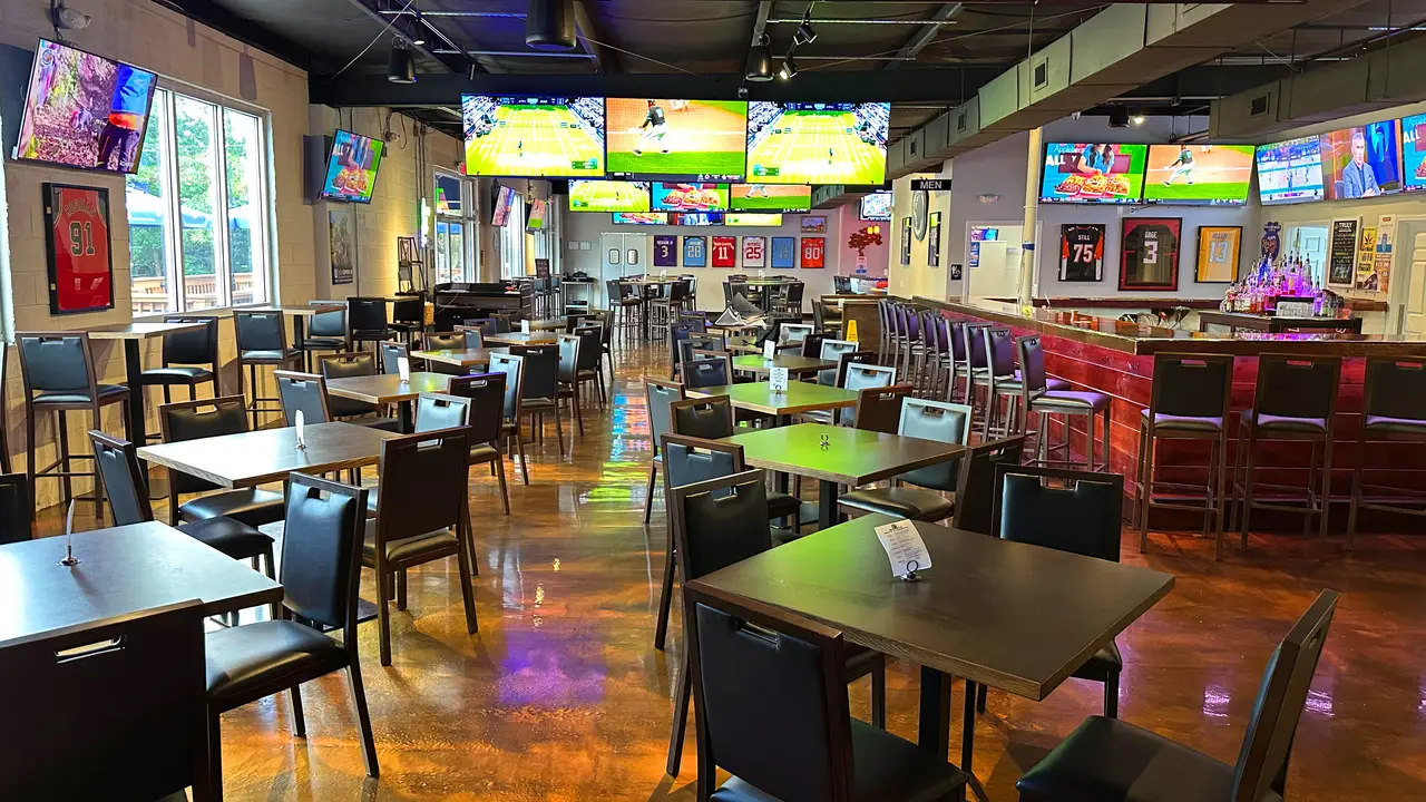 Interior of Mudpuppies Sports Bar and Grill - Mudpuppies Sports Bar and Grill, Arden, NC
