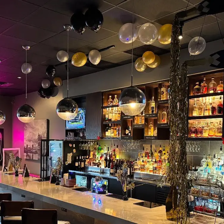 The Melting Pot - Cincinnati, Cincinnati, OH