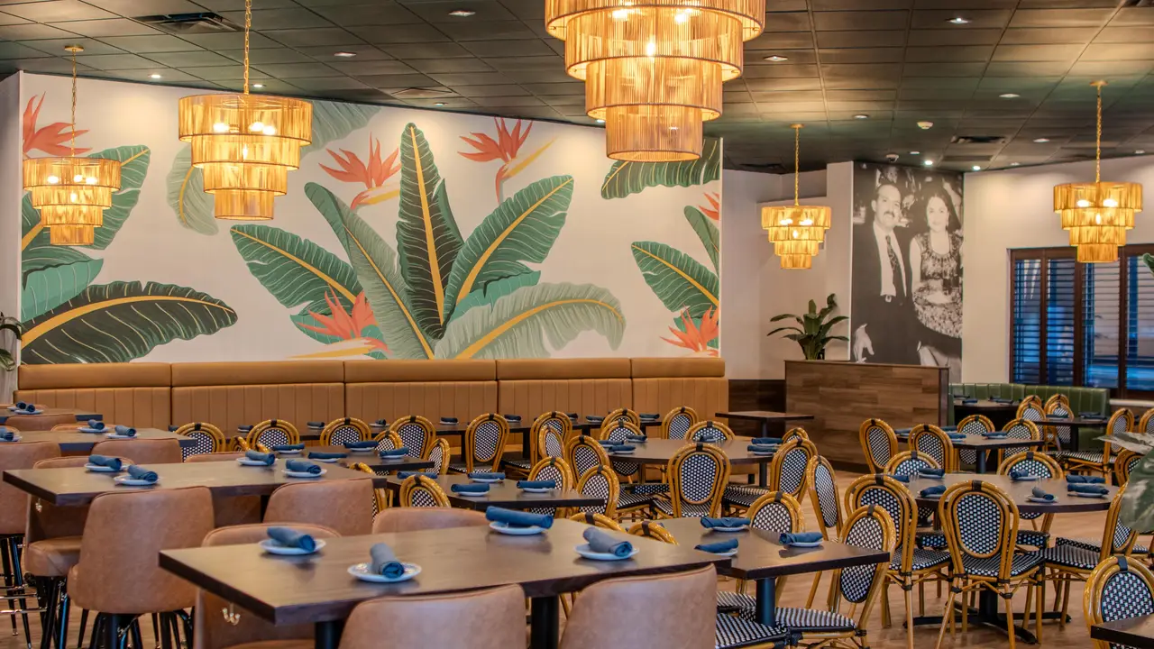 Padrino's Restaurant Hallandale - Cuban Cuisine - Padrino's - Hallandale, Hallandale Beach, FL