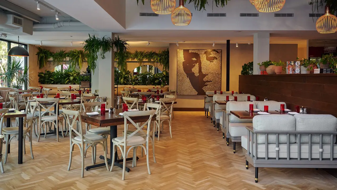 Michael's Genuine Food & Drink - Miami, Miami, FL