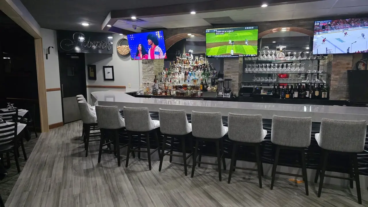 Remodeled Bar - Roberto's Trattoria, Saint Louis, MO