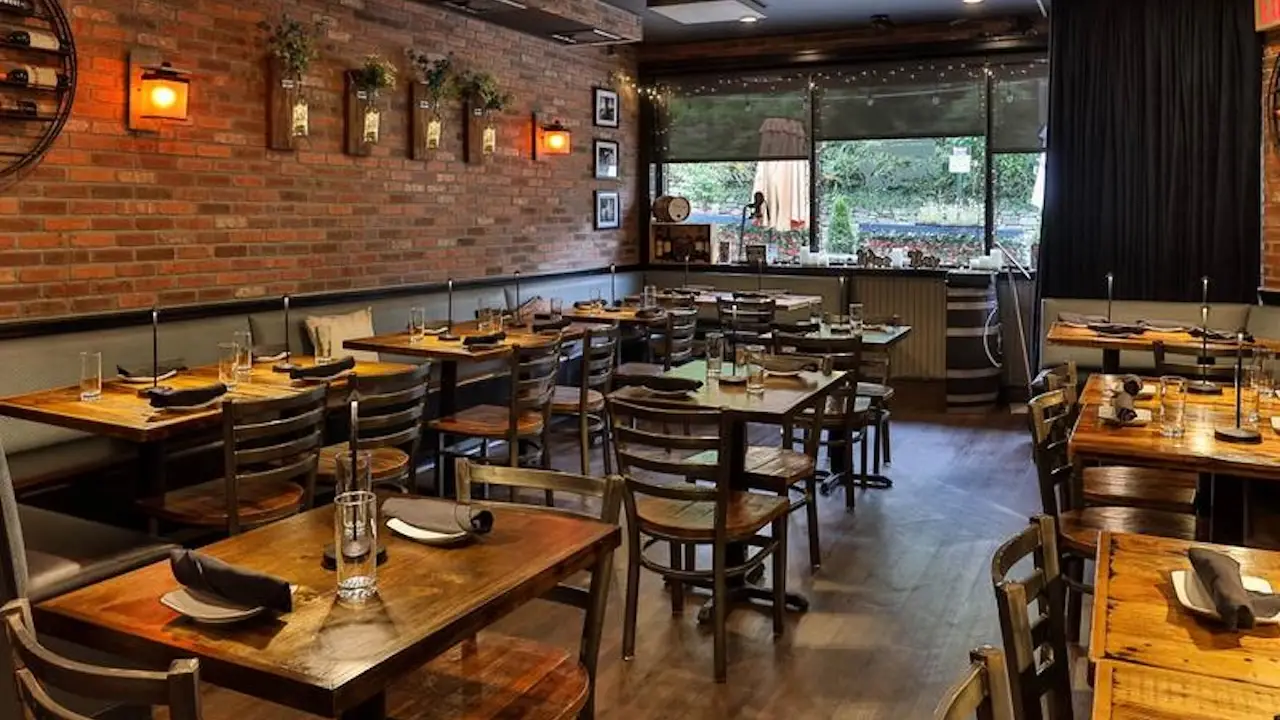 Bellacosa Wine & Tapas Bar, Dobbs Ferry, NY