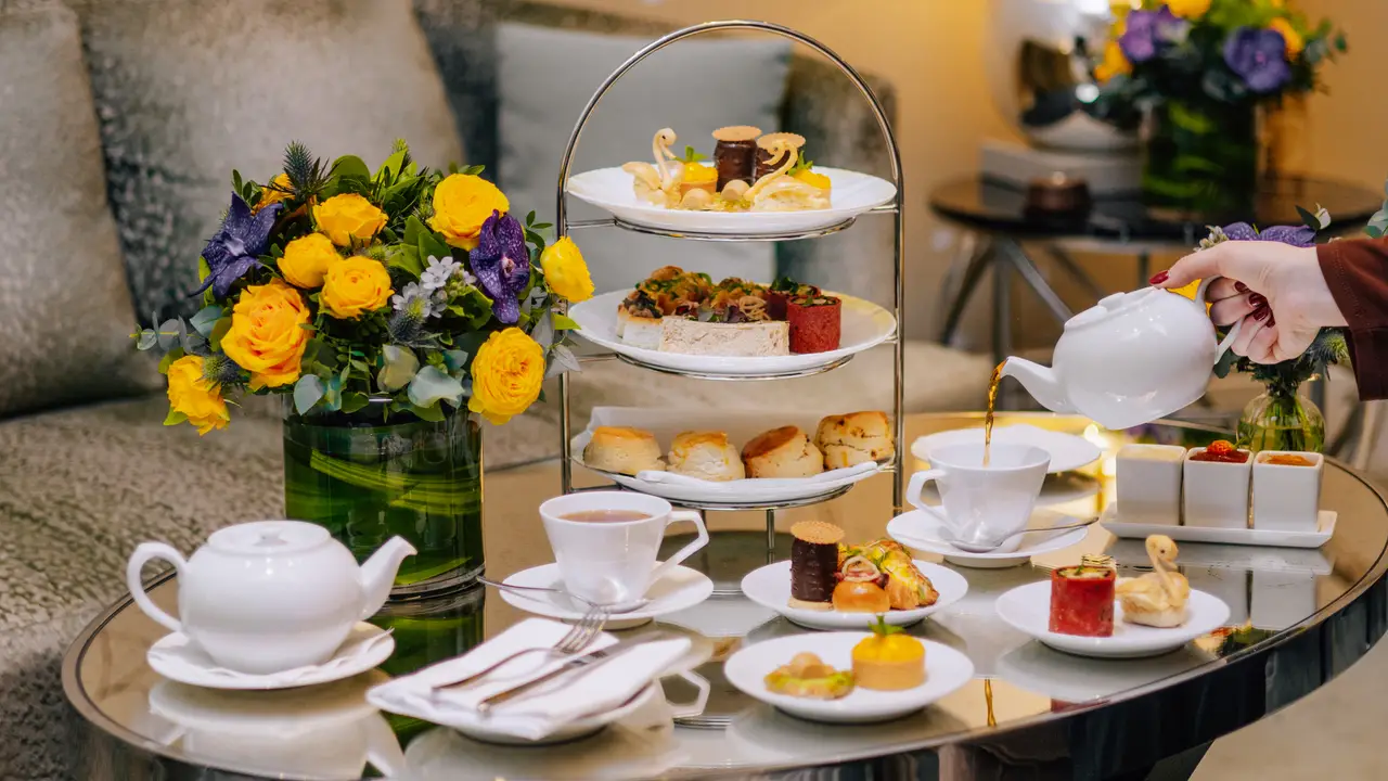 The Knightsbridge Lounge  - The Knightsbridge Lounge - Afternoon Tea, London, Greater London